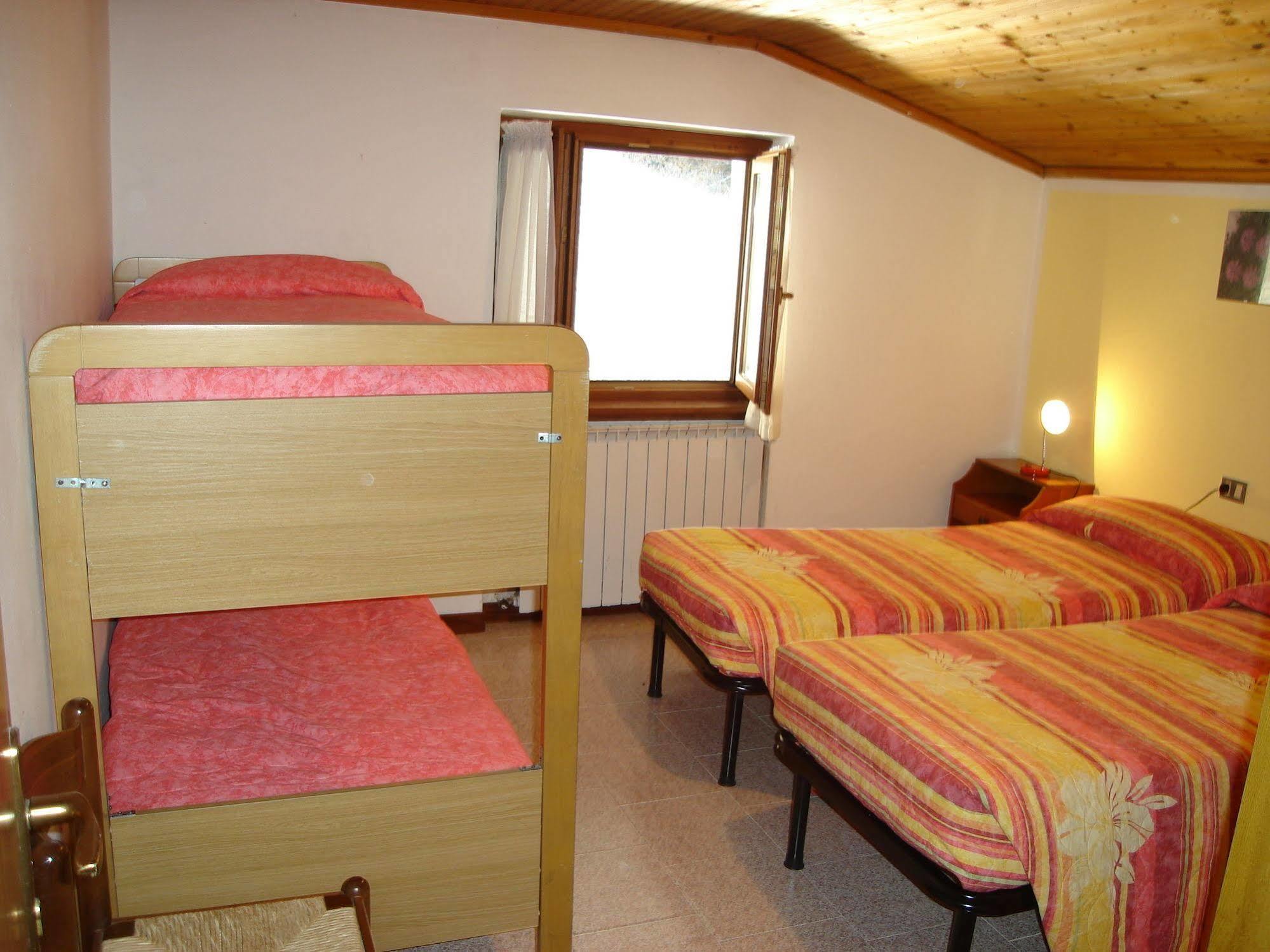 Hotel Spampatti Кастионе дела Презолана Екстериор снимка